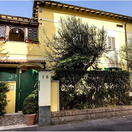 B&B Degli Amici Ciampino Exterior photo