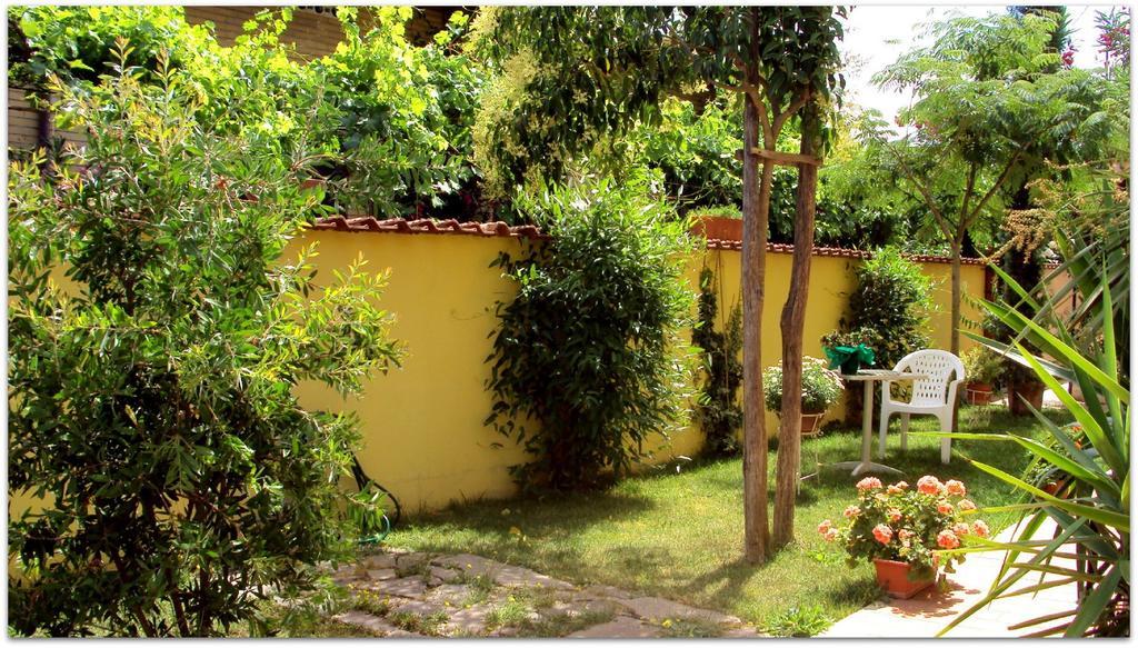 B&B Degli Amici Ciampino Exterior photo